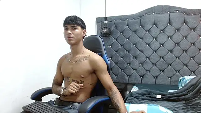 Chat XXX en directo de luka_big18