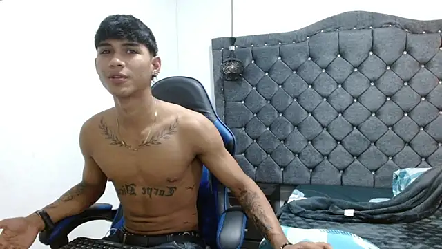 luka_big18 Live XXX Chat