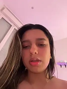 Pokazy przed kamerką – Lusty_Lunaa