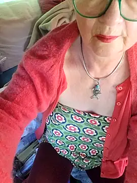 Hot-Muci – webcam-show