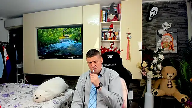 SpartacusDaddy48 Webcam show