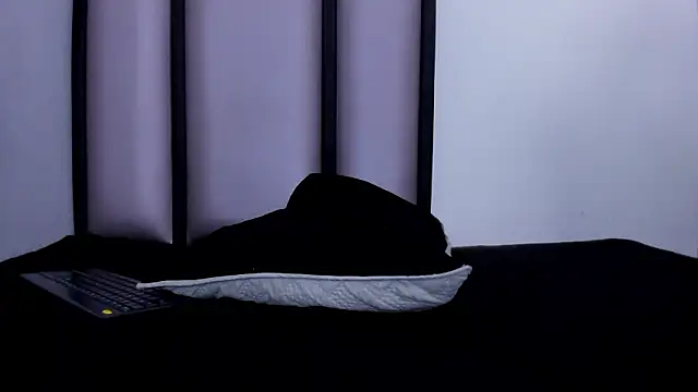 Endrick-23 Show Webcam