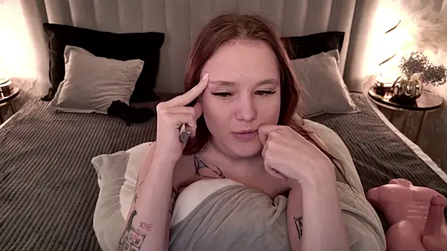 CarolineTenders Chat XXX in diretta