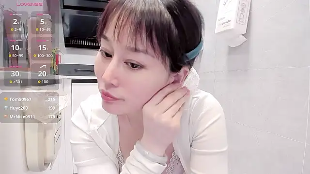 Vivian-6 – Naživo XXX chat