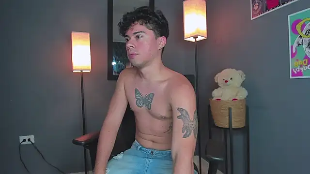 Soft_Temptationxx Adlı Modelin Canlı XXX Sohbeti