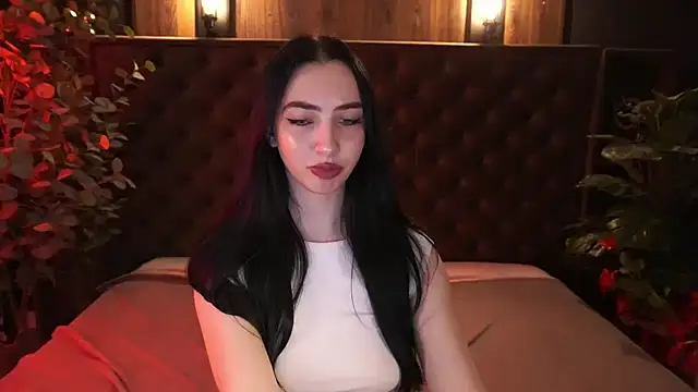 WildKittenX_'s Live XXX Chat