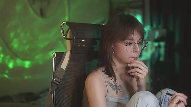 دردشة alyssa_sweet الجنسية المباشرة