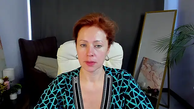 LeticiaRomano live XXX chat