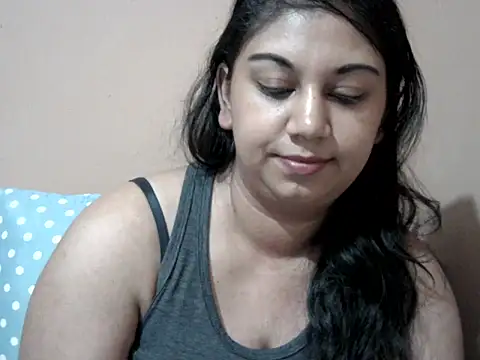 bellachow10: онлайн-секс-чат