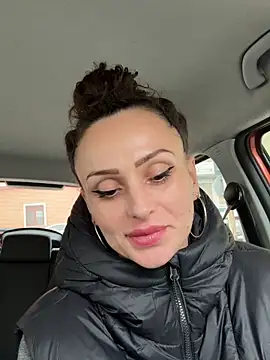 Caramellaa's Live XXX Chat