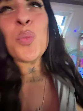 CarolaDrago 现场XXX聊天