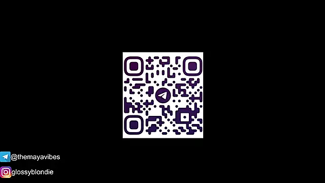 Pertunjukan Kamera Web Maya_Rave