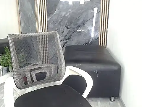 Hollmanhot Show Webcam