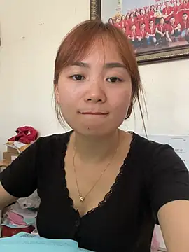 Bana-gibee live XXX chat