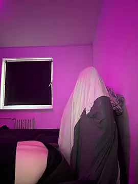 -Leasophie live XXX chat