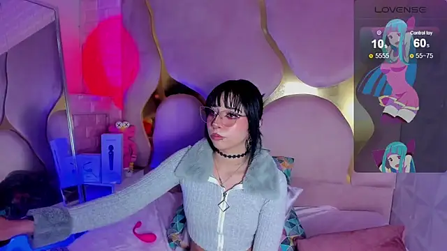 Czat XXX na żywo – NaniiSisy