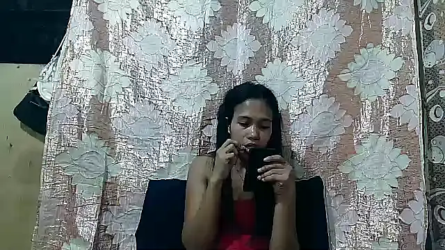 Živý XXX chat PinaySkinnyGirl