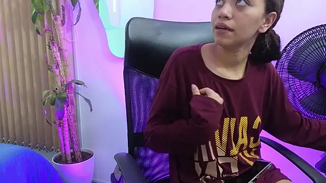 ritzabeth_daniel Adlı Modelin Canlı XXX Sohbeti