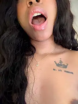 Show de bella__honey na webcam