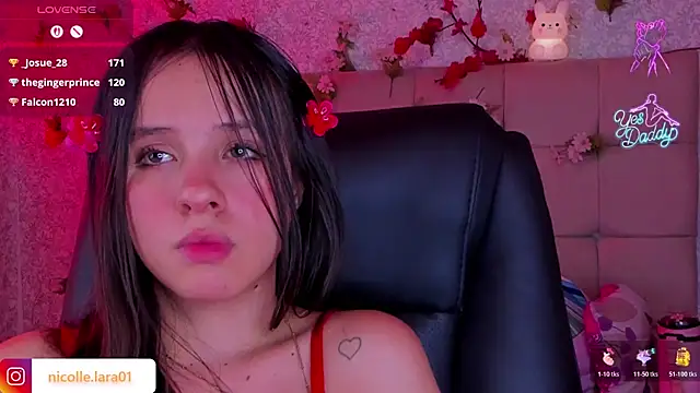 دردشة Kitty_Rose_CS الجنسية المباشرة