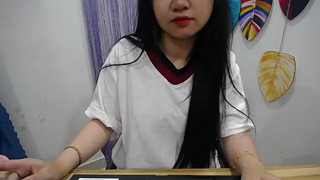 Ari-sweety's Live XXX Chat