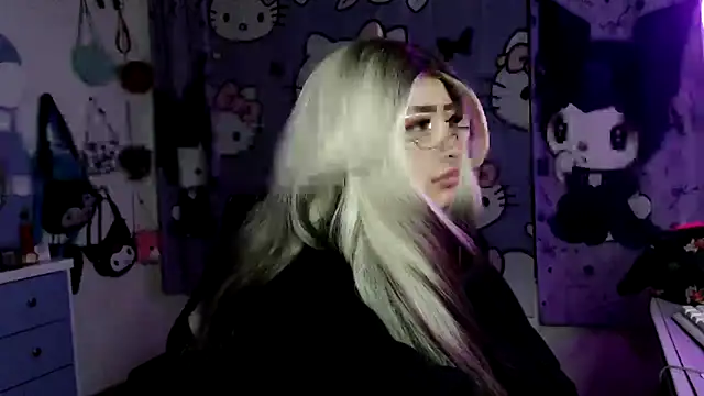 lussyevans24's Live XXX Chat