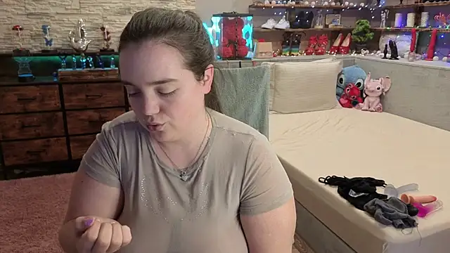 Kimberly-Caprice's Live XXX Chat