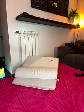 ReynaTatty Pertunjukan Webcam