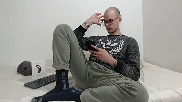 Vlad__night Webcam show