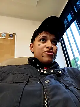 DominickJoness – Kamerová šou