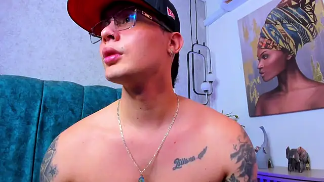 Вебкам-шоу Santii_Twink