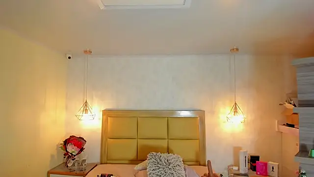 XXX chat uživo modela KEIMIRICCI