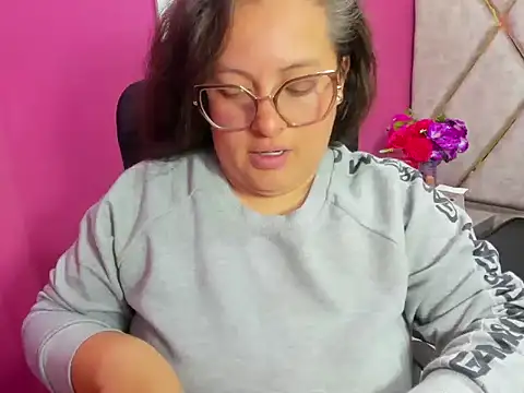 Sarah_Boobs_'s Live XXX Chat