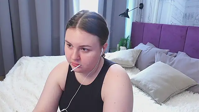 Mia_Pearl Chat XXX live