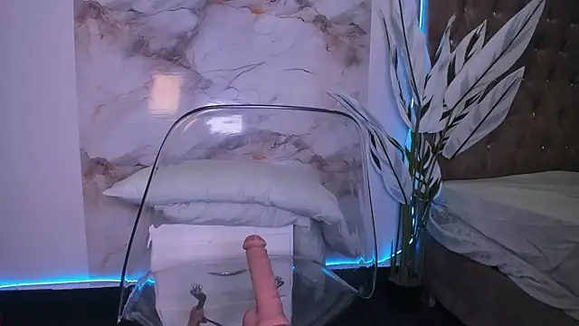 Calyselen: απευθείας συνομιλία ΧΧΧ