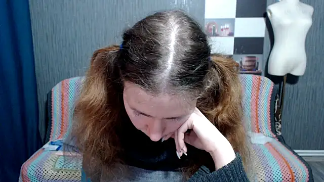 pa1e_pr1ncess – Naživo XXX chat