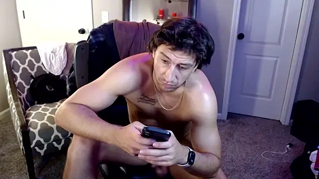 ShimmyLoe's Live XXX Chat