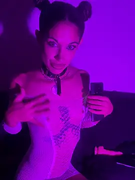 Pokazy przed kamerką – karo_g_xxx