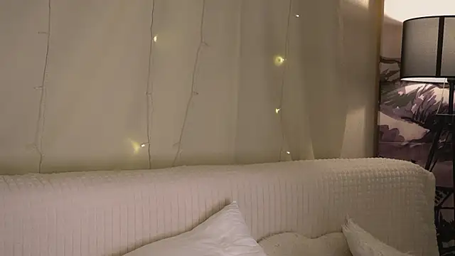 Онлайн чат XXX AnnyBangs