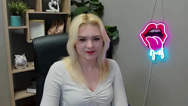 SweetLilyxo Live XXX Chat