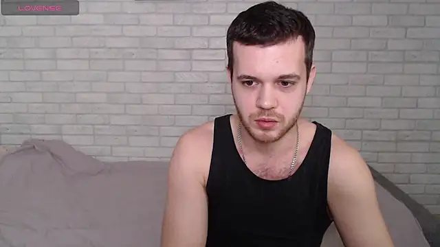 Alexxx_horny Chat XXX in diretta