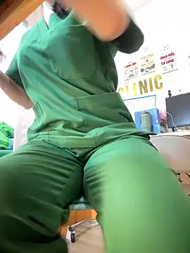 Clinic_Sexy: διαδικτυακό σόου στην κάμερα
