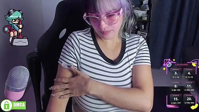 Chat XXX en directo de Roxy_clark