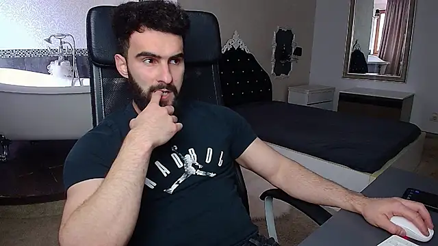 MicahLane Adlı Modelin Canlı XXX Sohbeti