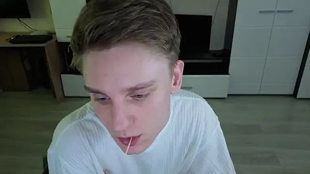 angryzan Adlı Modelin Canlı XXX Sohbeti