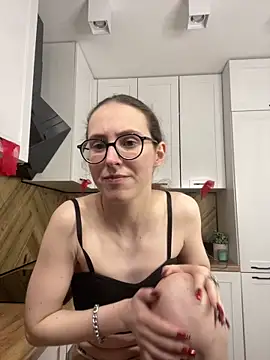 MartiniiSelenna: онлайн-секс-чат