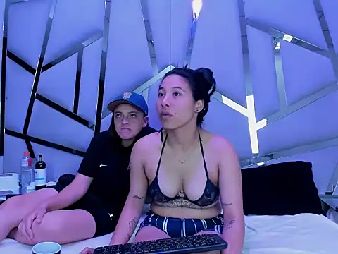 Alyssa_Noah webkamerás műsora