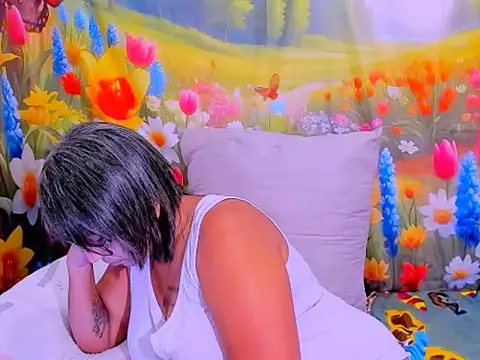 indianroxyn Live XXX chat