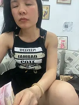 Ivy_Trix2's Live XXX Chat