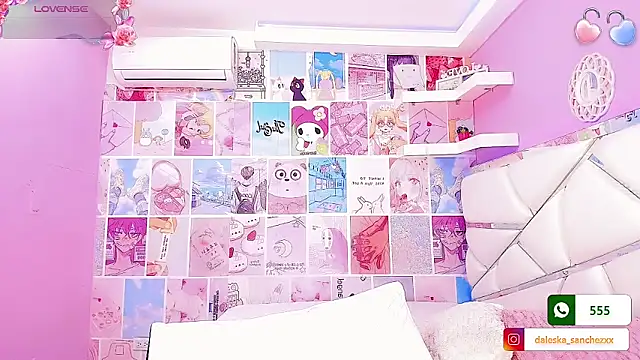 Show modela DaleskaSanchez na web-kameri